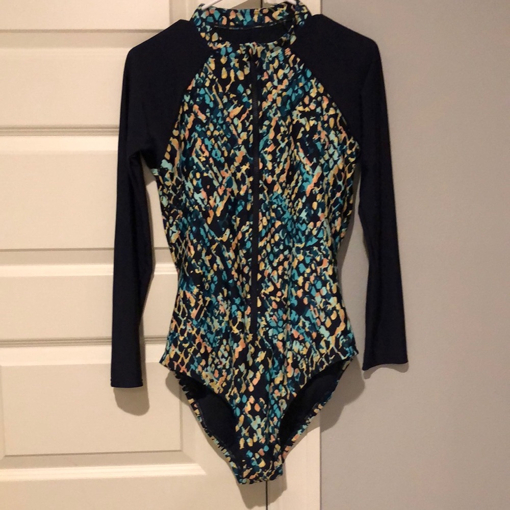 All in Motion Long Sleeve One Piece Rash Guard Navy Blue Size Large BNWT